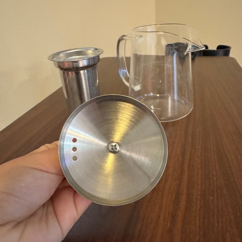 Elegant Glass Teapot with Silver Lid and Infuser (Small & Handy) - Picture 7 of 11